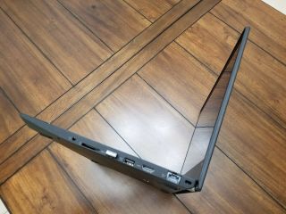 Lenovo Thinkpad T570 15.  6” HD Laptop i5 - 7200u 8GB 500GB -  LTE  (VERY RARE) 3