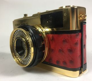 (VERY RARE) GOLD Olympus TRIP 35 Point And Shoot 40mm f2.  8 ex, 3
