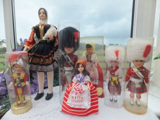 Big Box 24 Vintage Costume Souvenir Doll Italy Scot Miss Jersey Dutch Eskimo etc 3
