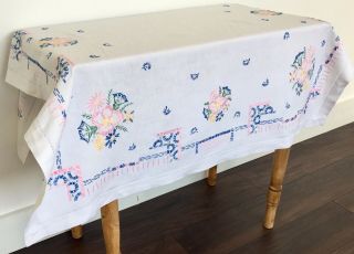 Vintage Pretty Floral Linen Hand Embroidered Tablecloth English Garden Flowers