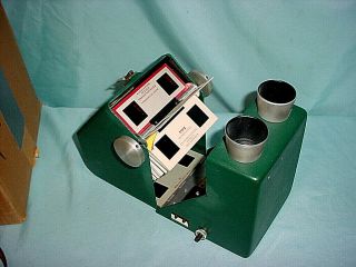 RARE Stereo 50 Sequential Realist 3D Viewer w/Slides 60 ' s Christmas Boxed 3