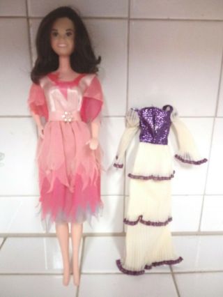 Marie Osmond Barbie Doll Vintage 1966 By Mattel (includes Two Dresses)