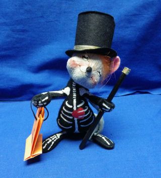 Vintage Annalee Halloween 6 " Grey Skeleton Mouse W/cane 1998