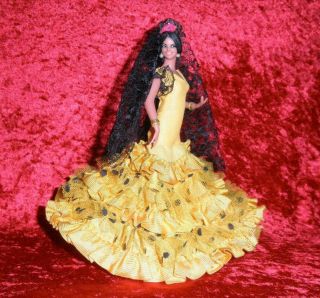 Vintage Spain Traditional Marin Chiclana Flamenco Ethnic World Doll 7 Inch Tall