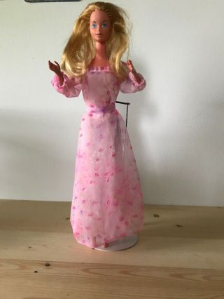 Vintage Mattel Kissing Barbie Doll (1978)