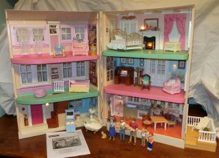 Rare Fisher Price Loving Family Special Edition Townhouse W/ Family & Furniture