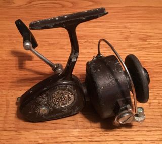 Vintage Sears Roebuck And Co.  " Ted Williams " 440 Spinning Reel Model 779.  31385