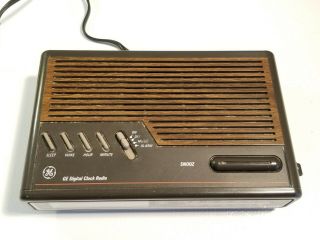 Vintage GE 7 - 4612B AM/FM Alarm Clock Radio Digital LED General Electric - 2