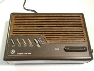 Vintage GE 7 - 4612B AM/FM Alarm Clock Radio Digital LED General Electric - 3