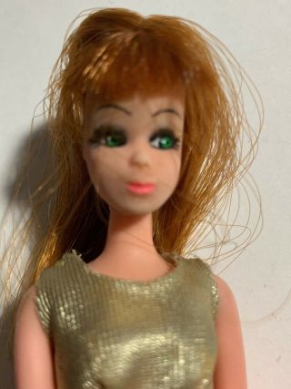 Vintage Topper Glori With Bangs Doll Wearing Two Tiered Gold/peach Mini