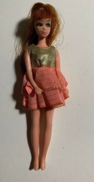 VINTAGE TOPPER GLORI WITH BANGS DOLL wearing Two Tiered Gold/Peach mini 2
