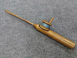 Primitive Antique 15 " Ice Fishing Pole W Fishing Line Remnants Unsigned