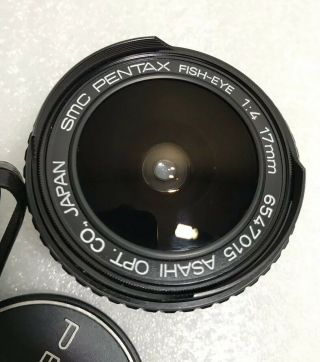 Rare Near Smc Pentax 4/17 17mm F/4 Fisheye Fish - Eye Lens With Caps And Case