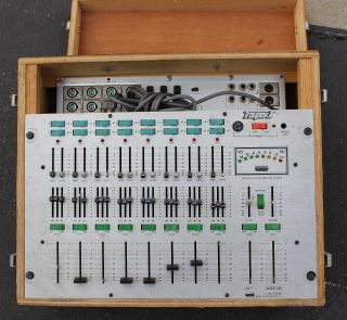 Rare Vintage Uni - Sync Trouper Ii Analog Live Music Mixer System W/ Wood Case