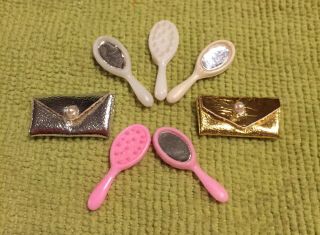Vintage Topper Dawn Doll Gold/silver Cluthes/purses With Assessorries