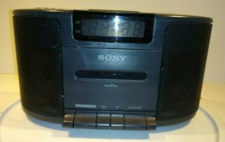 Sony Dream Machine Am/fm Stereo Digital Alarm Clock Radio W/ Cassette Icf - Cs650
