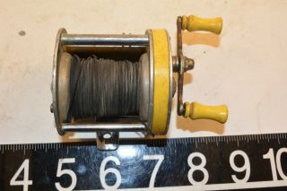 Old Early Kliens Sporting Goods Deluxe Lure Bait Casting Reel Z