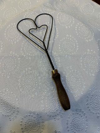 Vintage Heart Rug Beater/wire & Wood Handle