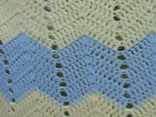 VINTAGE Blue Yellow CHEVRON STRIPE Crochet Knit AFGHAN THROW Zig Zag BLANKET 2