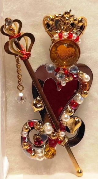 LIZTECH rare retired 2010 QUEEN OF HEARTS brooch / pin signed & dated w/card 2