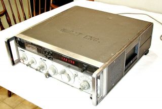 HP Hewlett Packard 8640B Signal Generator w/OPT 003 Made in the USA RARE 3