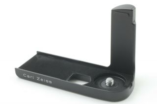 【rare Near Mint】 Carl Zeiss Side Grip For Zeiss Ikon Zm Sw Camera From Japan