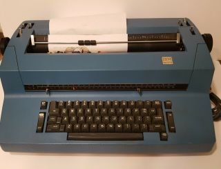 Vintage Ibm Selectric Ii Correcting Typewriter Rare Blue.