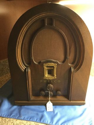 Rare Art Deco Philco Model 1933 Model 19b “late” Cathedral Tombstone Table Radio
