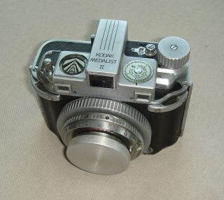 RARE CAMERA KODAK MEDALIST II WITH CASE 620 Ektar lens Rangefinder 2