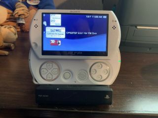 Sony Psp Go 16gb Pearl White,  Rare 16gb M2 Card,  Sony Psp Go Cradle,  Emulators,