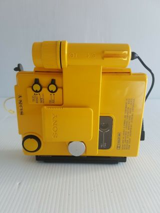 Retro yellow Sony solar walkman WM - F107 stereo cassette radio player rare 3
