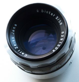 Rare M42 Screw Mount Carl Zeiss Jena Biotar 58mm F/2 Fast Prime Portrait Lens