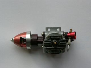Very Rare Russian MOSKOW 2.  5 Glow Engine MK 1 2